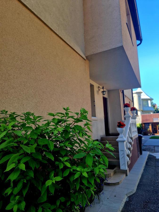 Atostogu Namai Meta Hotel Palanga Exterior photo